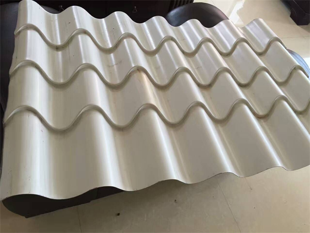 Feuilles ondulées en aluminium pour toiture 