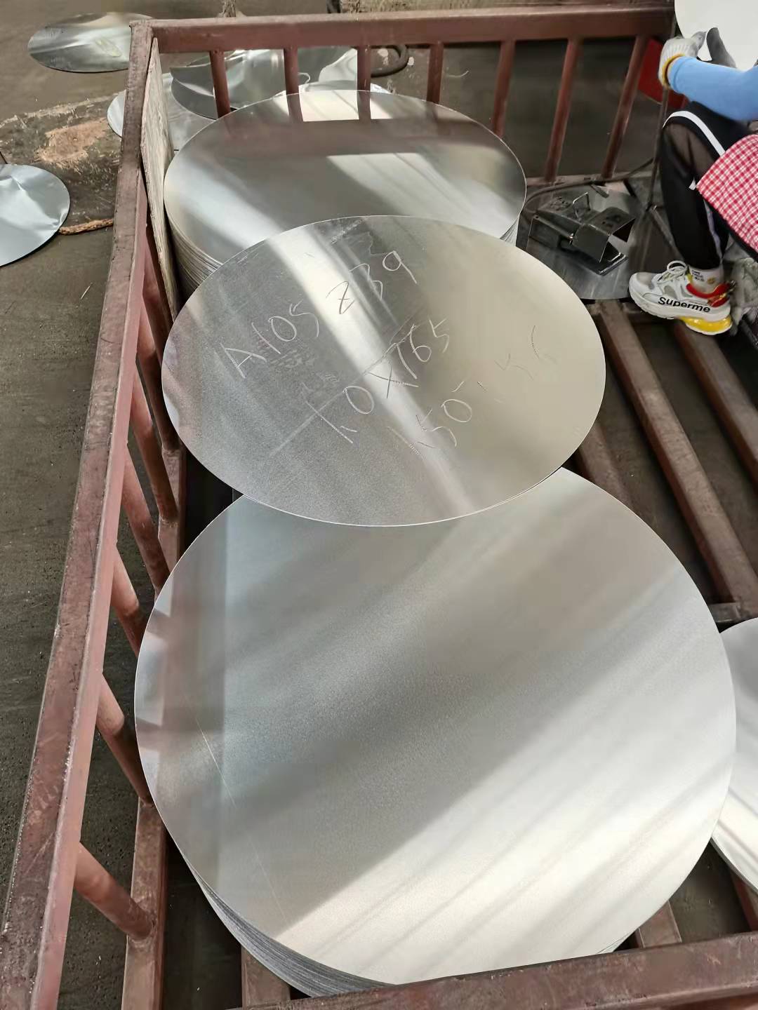 Plaques rondes en aluminium pour panneaux de signalisation
